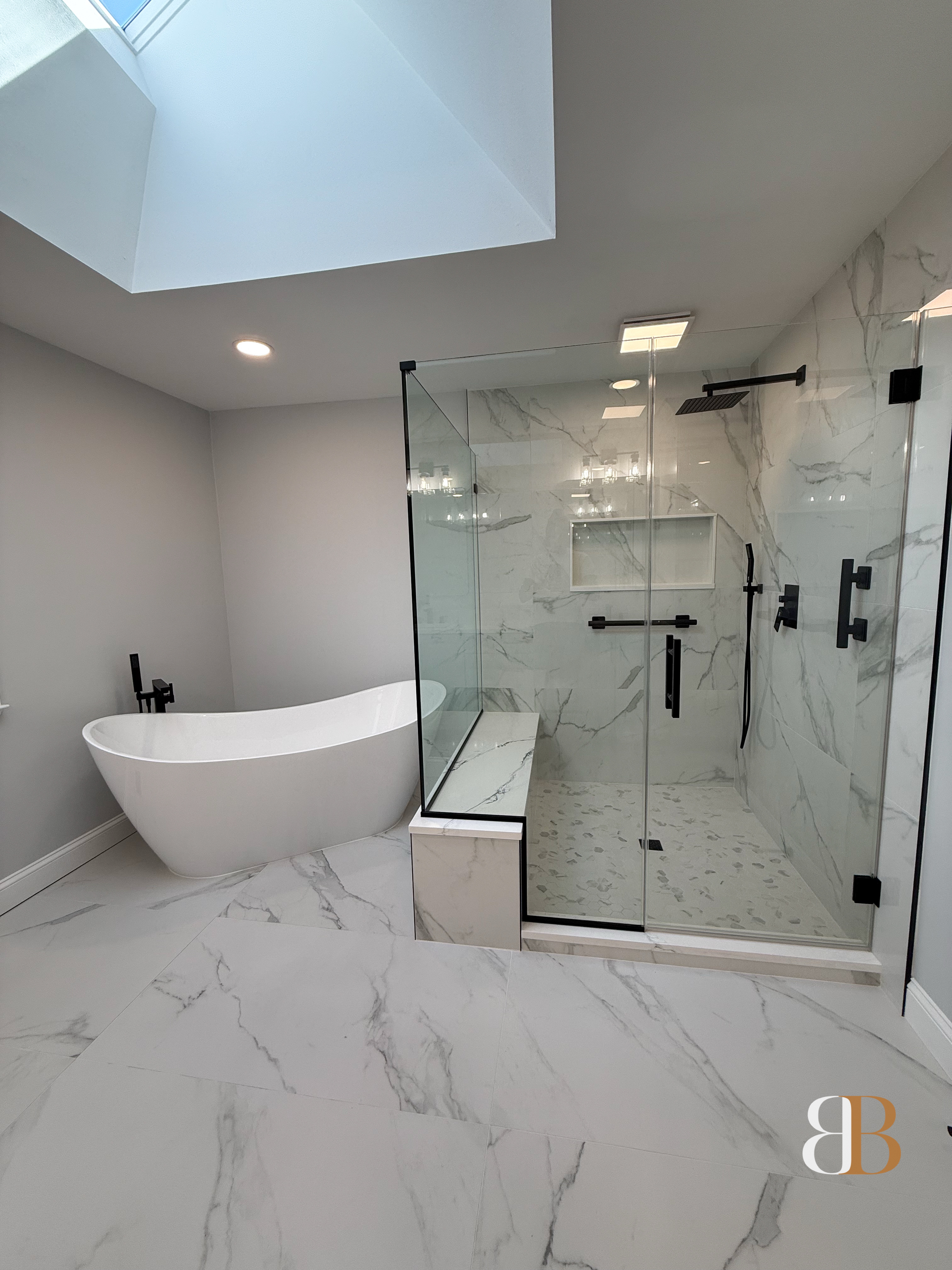Porcelain tile in a B&B Associates bathroom renovation